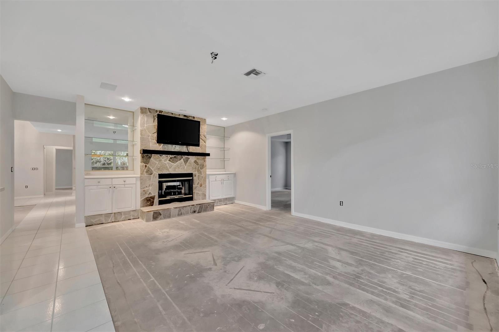 Image 12 of 36 For 6864 Corral Court