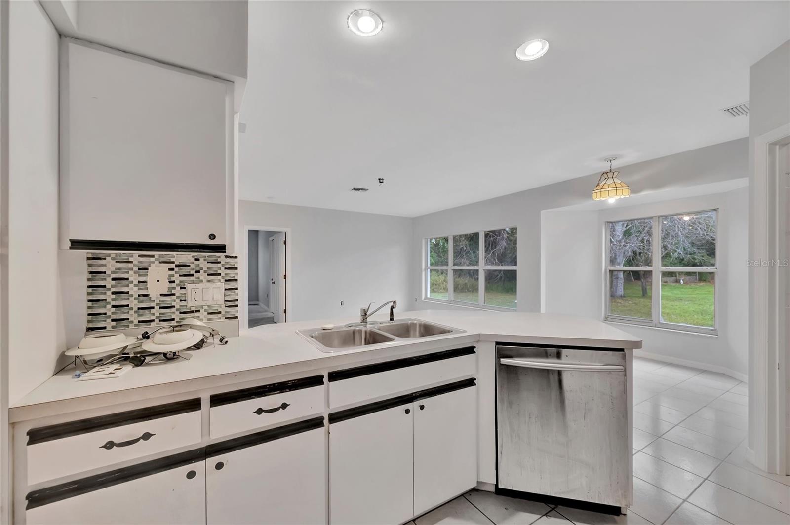 Image 18 of 36 For 6864 Corral Court