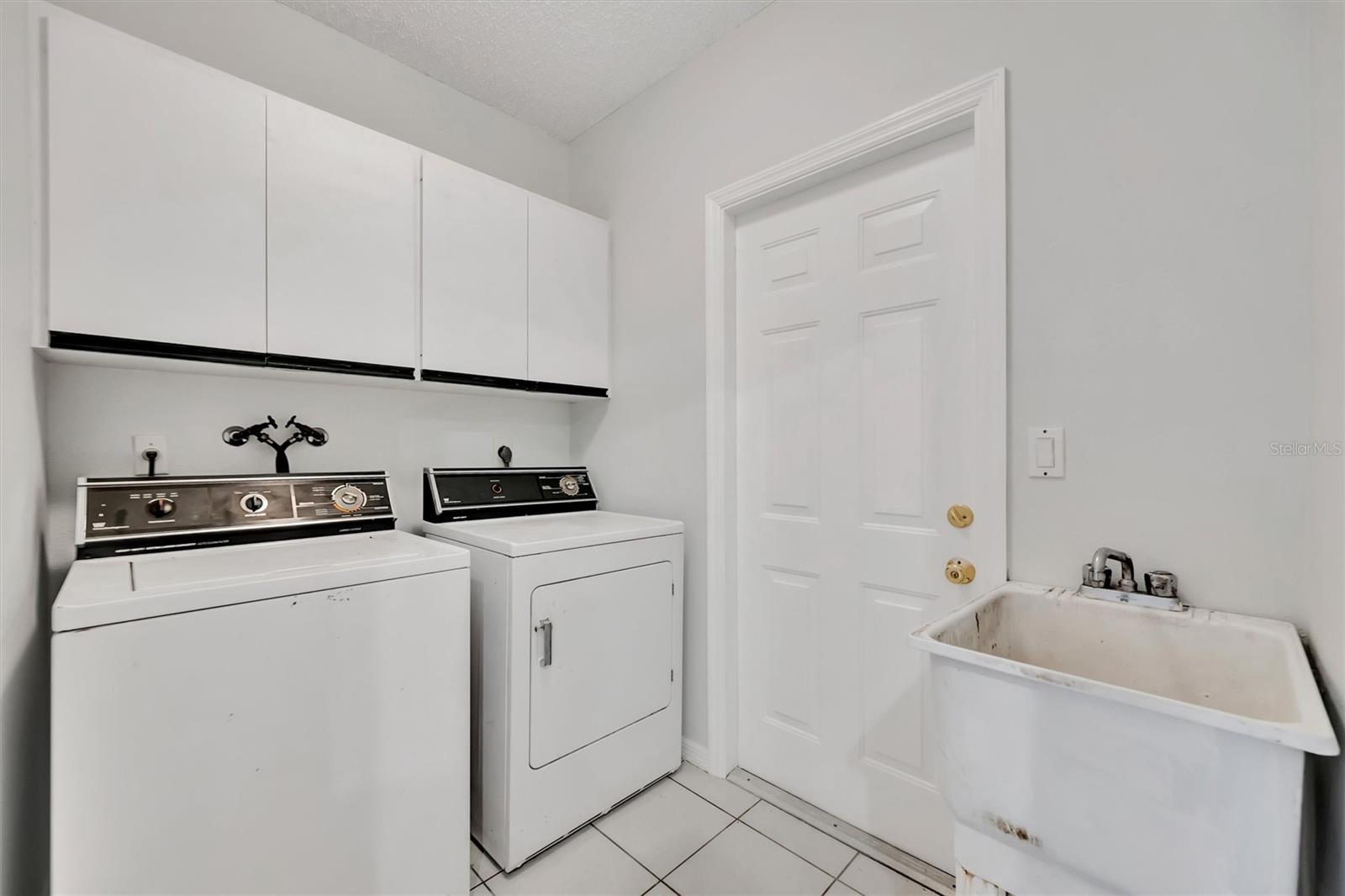 Image 20 of 36 For 6864 Corral Court