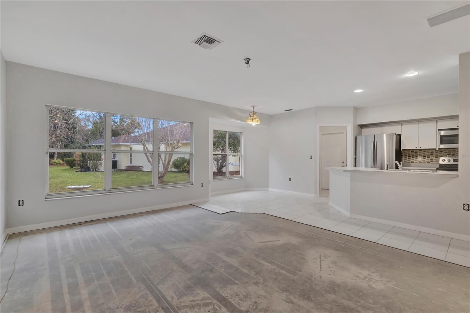 Image 21 of 36 For 6864 Corral Court