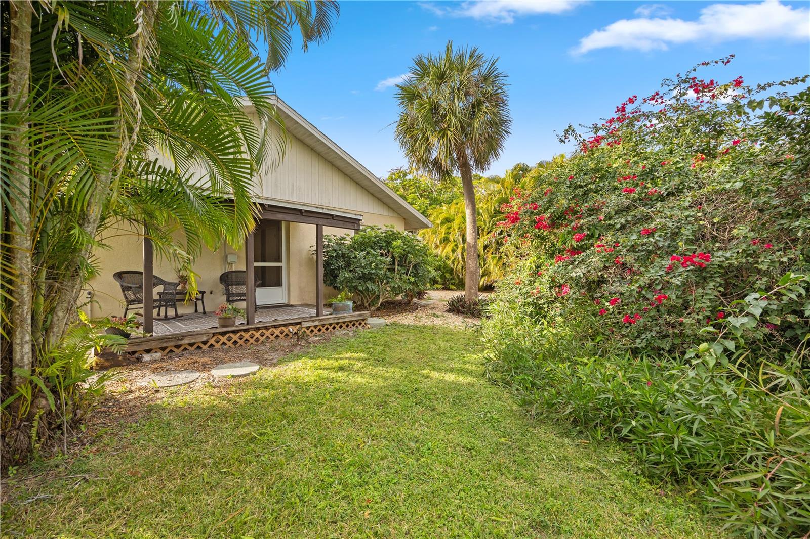 Image 21 of 38 For 2141 Cordes Street