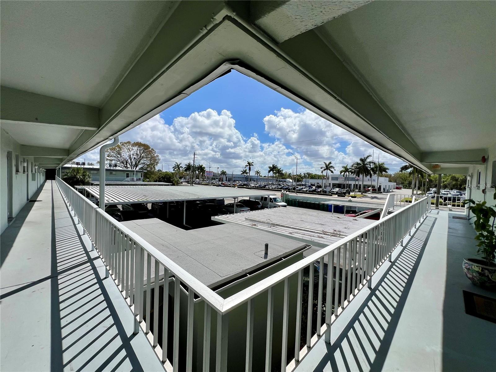 Image 3 of 22 For 3463 Bee Ridge Road 318