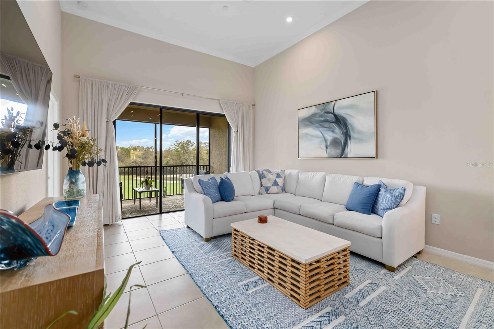 Image 12 of 41 For 13828 Messina Loop 203