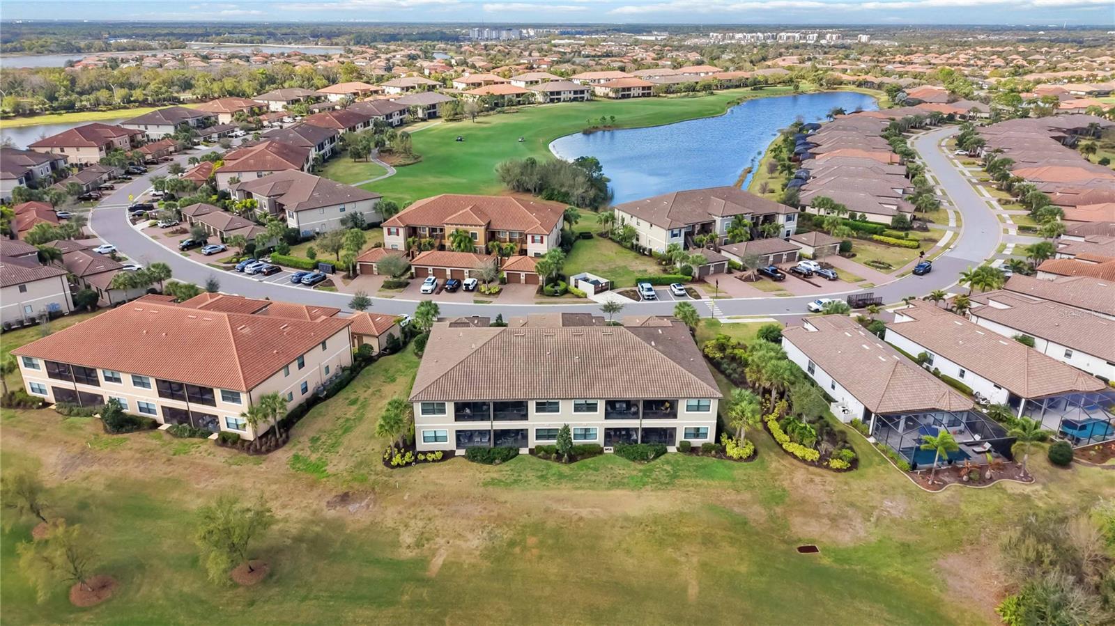 Image 27 of 41 For 13828 Messina Loop 203