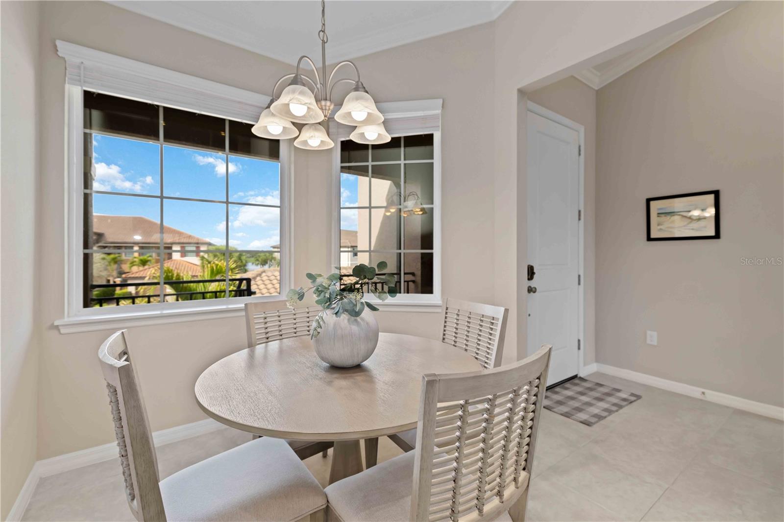 Image 5 of 41 For 13828 Messina Loop 203