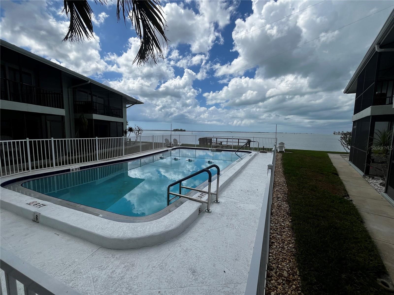 Image 23 of 39 For 2566 Gary Circle 5