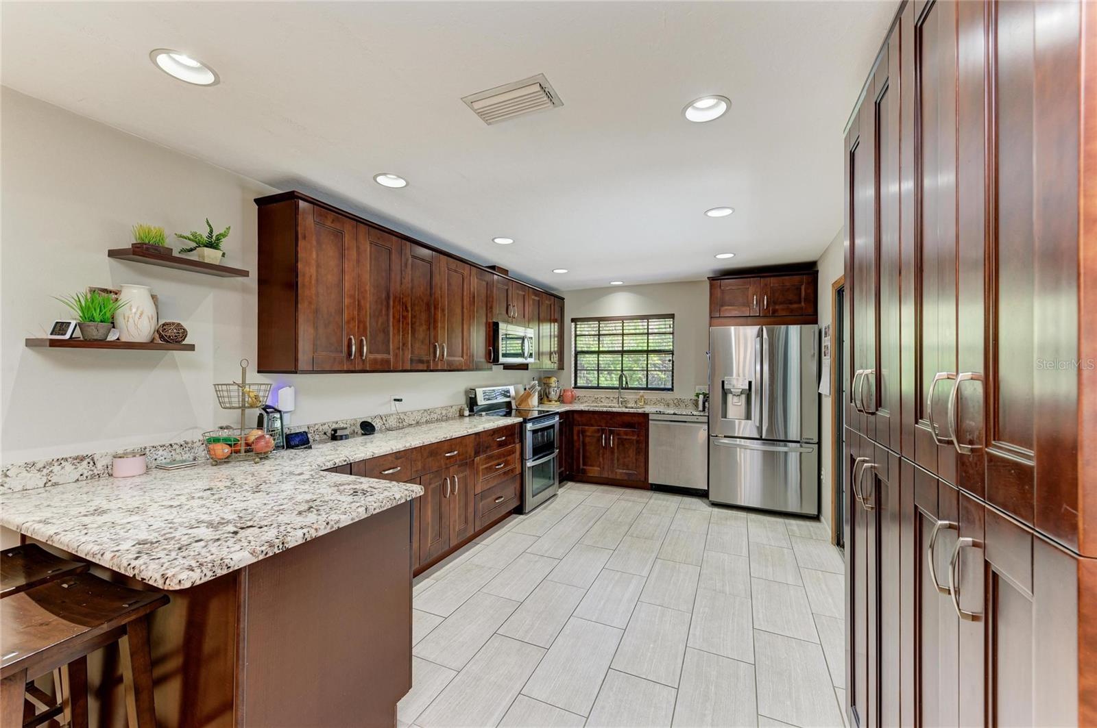 Image 10 of 45 For 4609 44th Avenue E