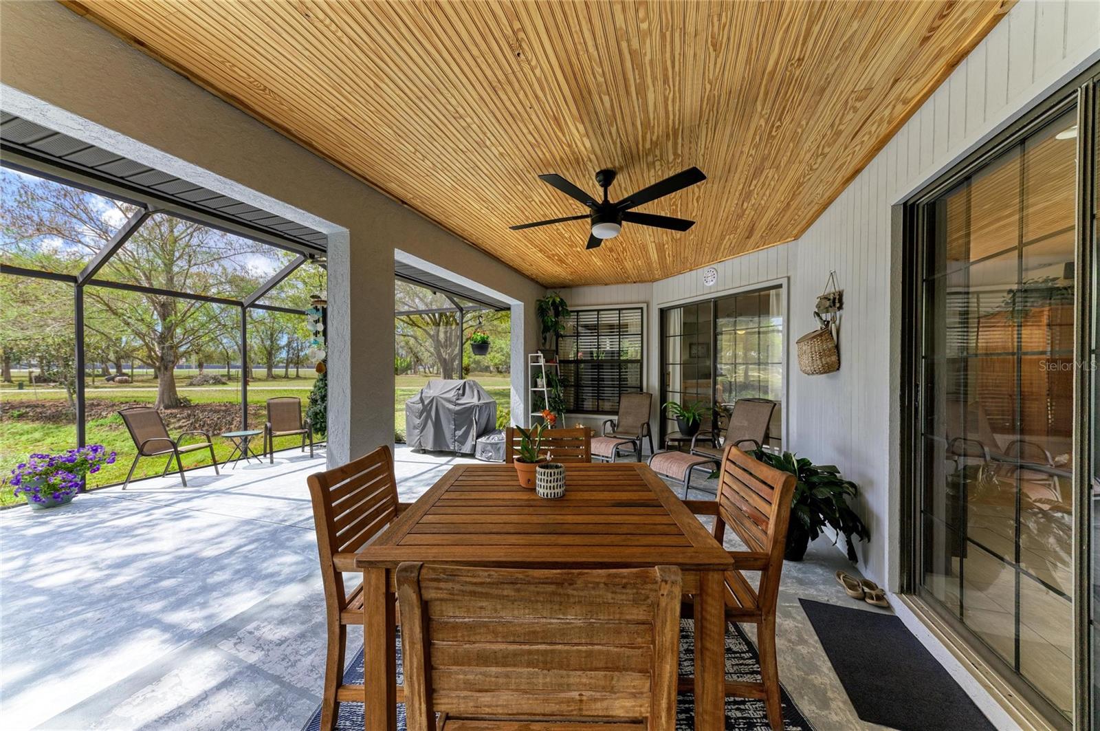 Image 21 of 45 For 4609 44th Avenue E