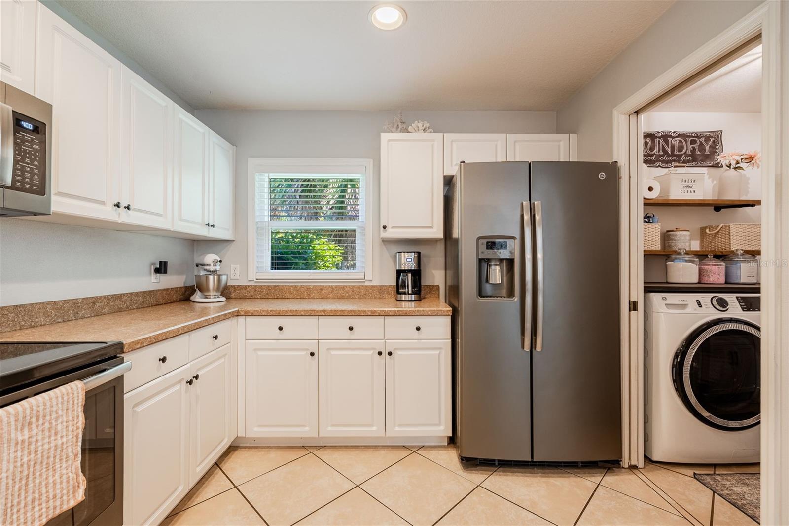 Image 18 of 44 For 2342 Beeville Avenue