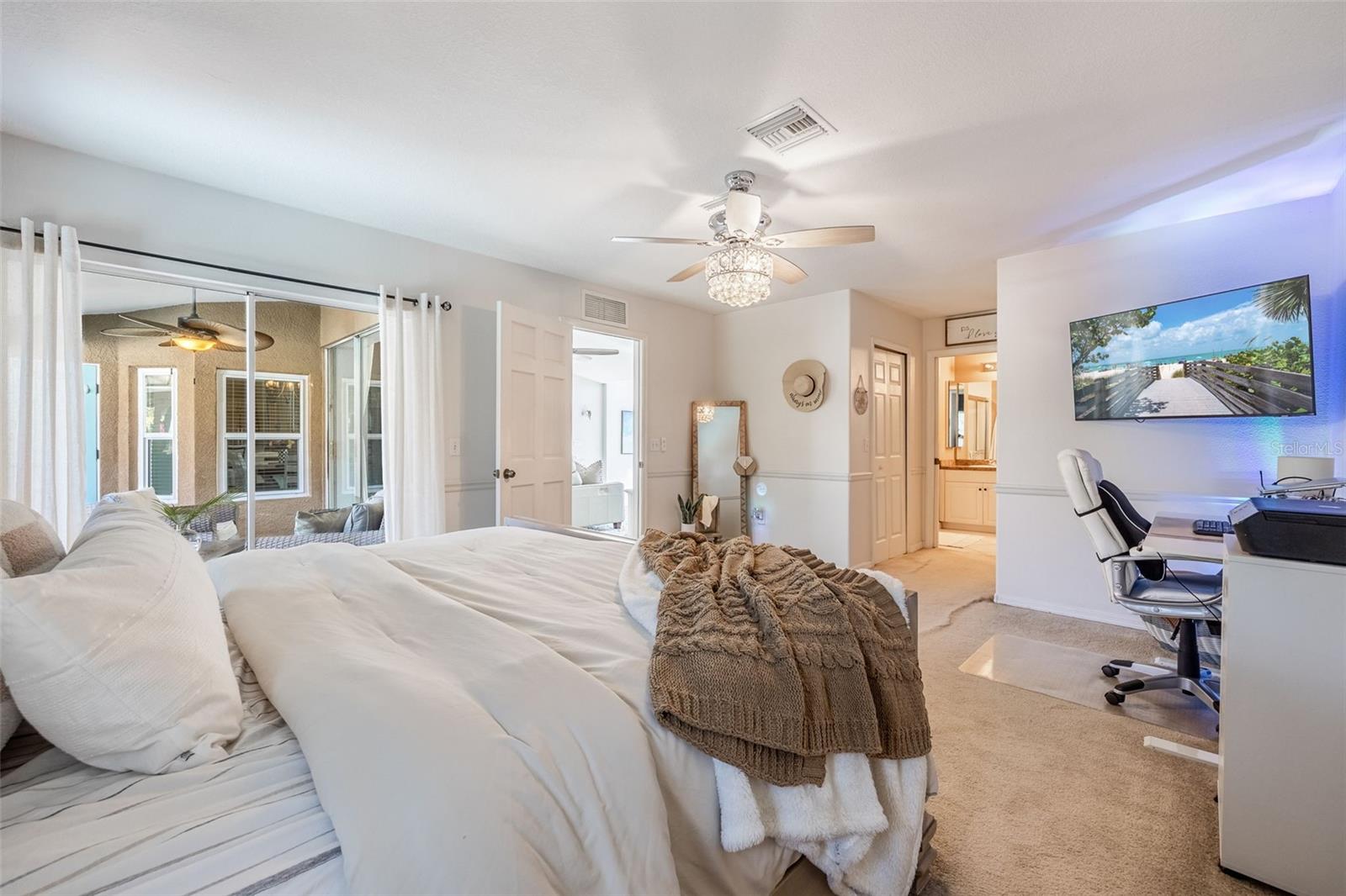 Image 21 of 44 For 2342 Beeville Avenue