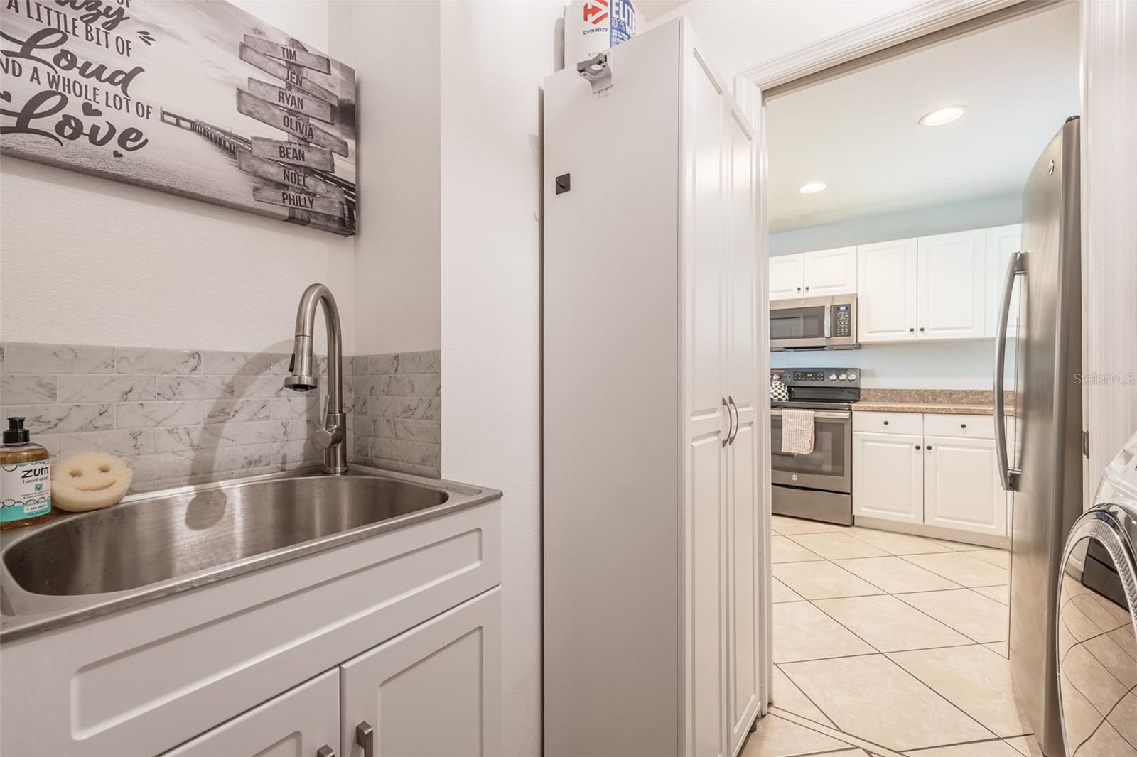 Image 26 of 44 For 2342 Beeville Avenue