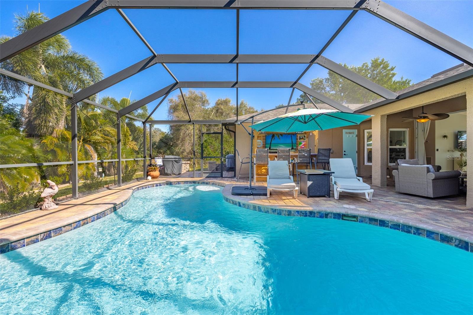 Image 31 of 44 For 2342 Beeville Avenue