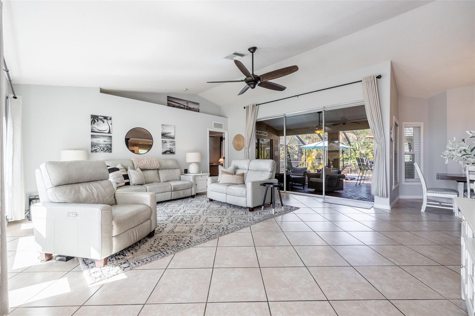 Image 6 of 44 For 2342 Beeville Avenue