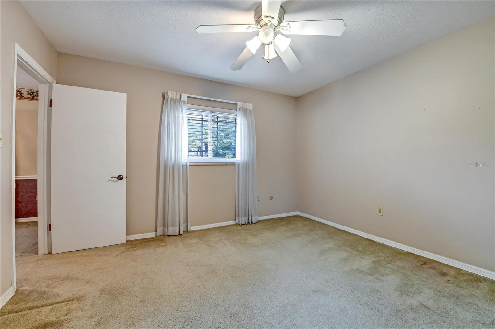 Image 21 of 38 For 1303 Brantwood Drive