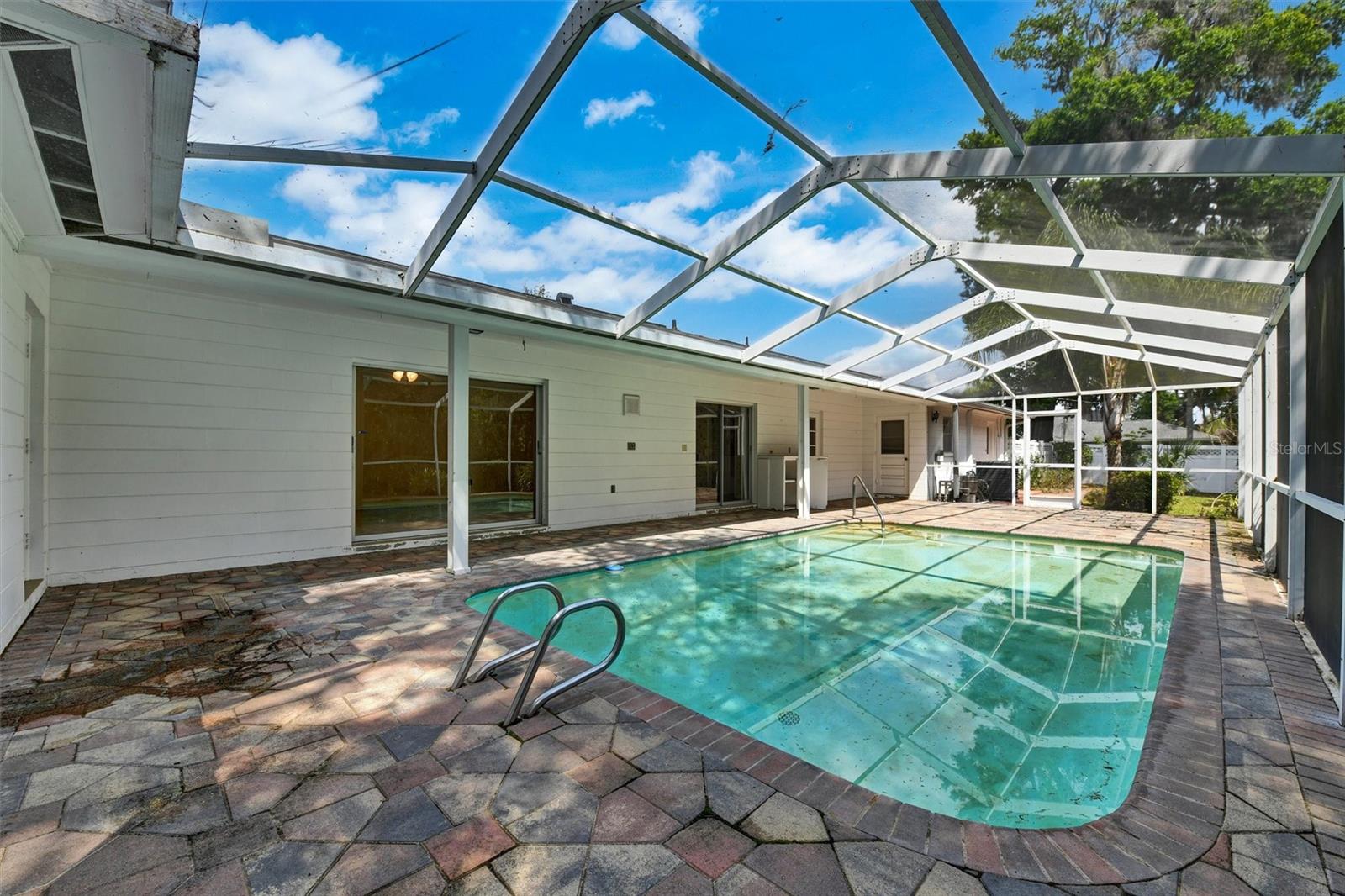 Image 32 of 38 For 1303 Brantwood Drive