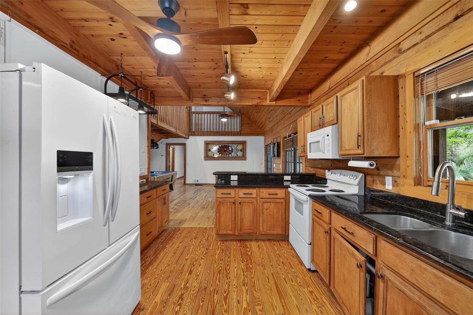 Image 14 of 90 For 6888 Myakka Valley Trl