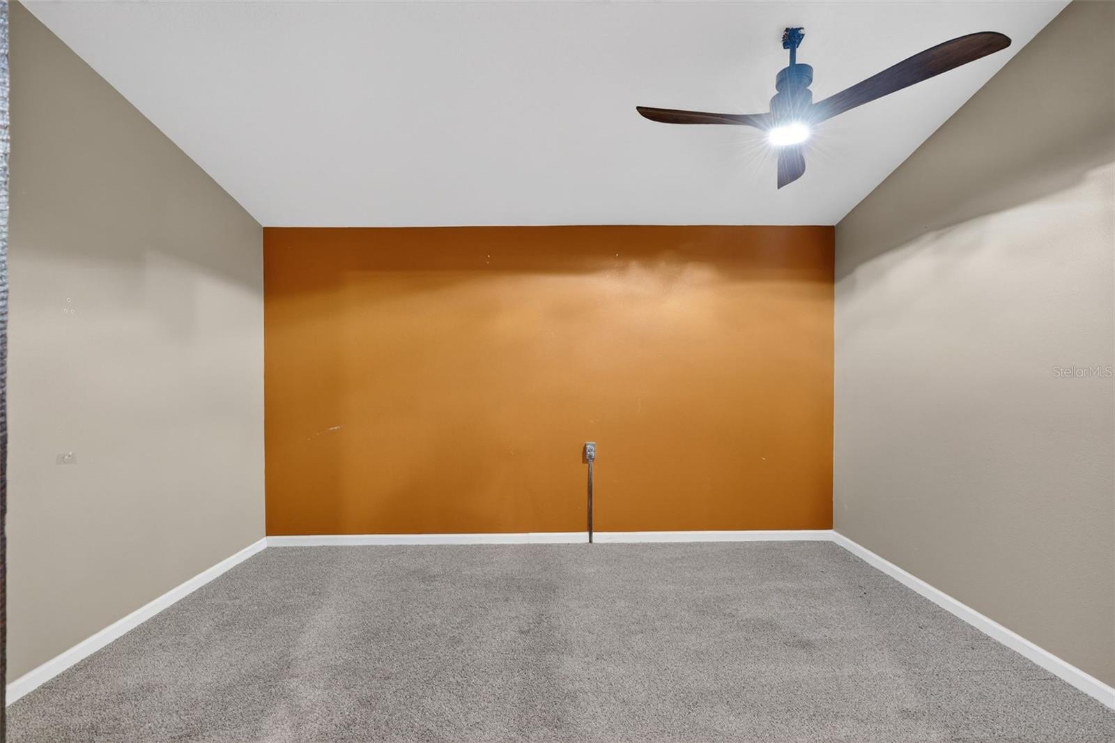 Image 19 of 90 For 6888 Myakka Valley Trl