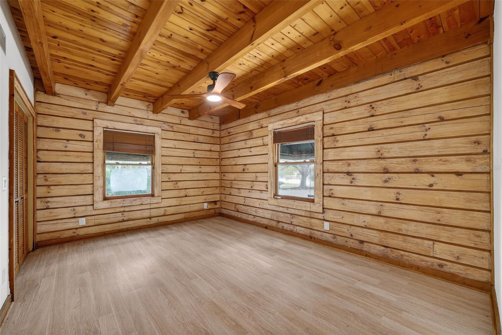 Image 25 of 90 For 6888 Myakka Valley Trl