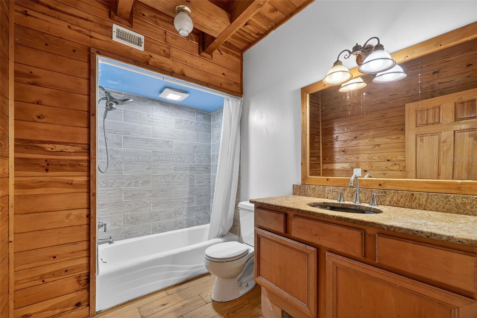 Image 26 of 90 For 6888 Myakka Valley Trl