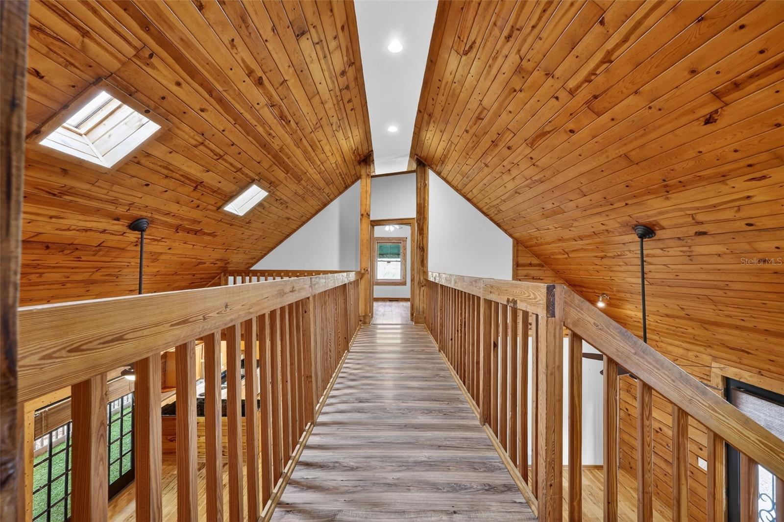 Image 28 of 90 For 6888 Myakka Valley Trl