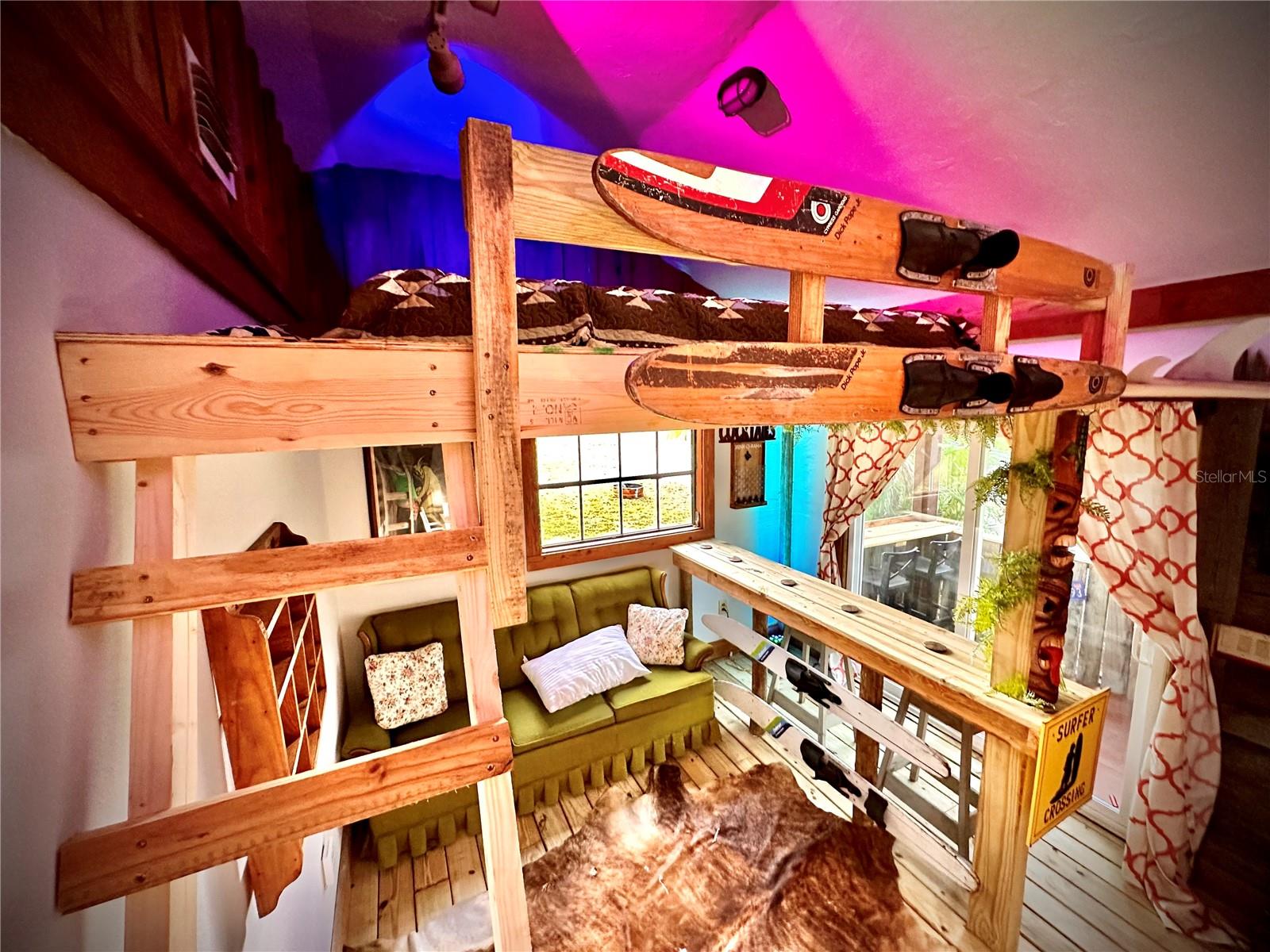 Image 51 of 90 For 6888 Myakka Valley Trl