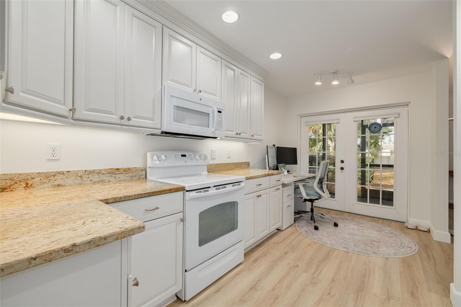 Image 9 of 41 For 3210 Golden Eagle Lane