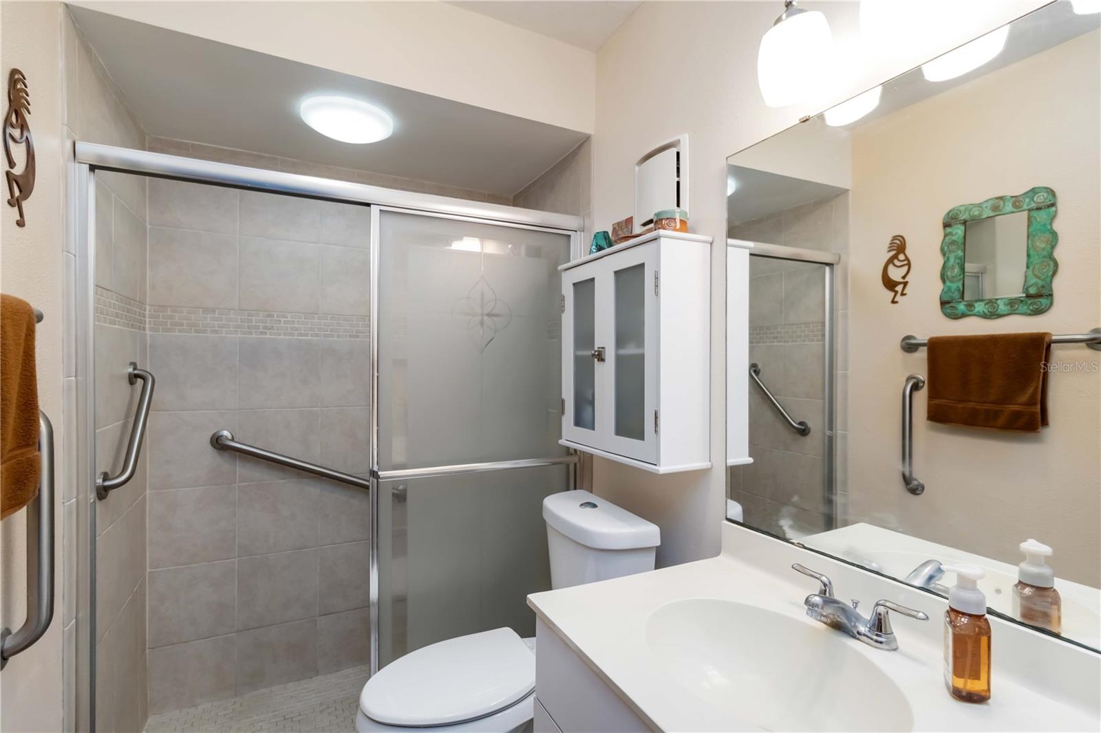 Image 14 of 21 For 6521 Heritage Lane 2621