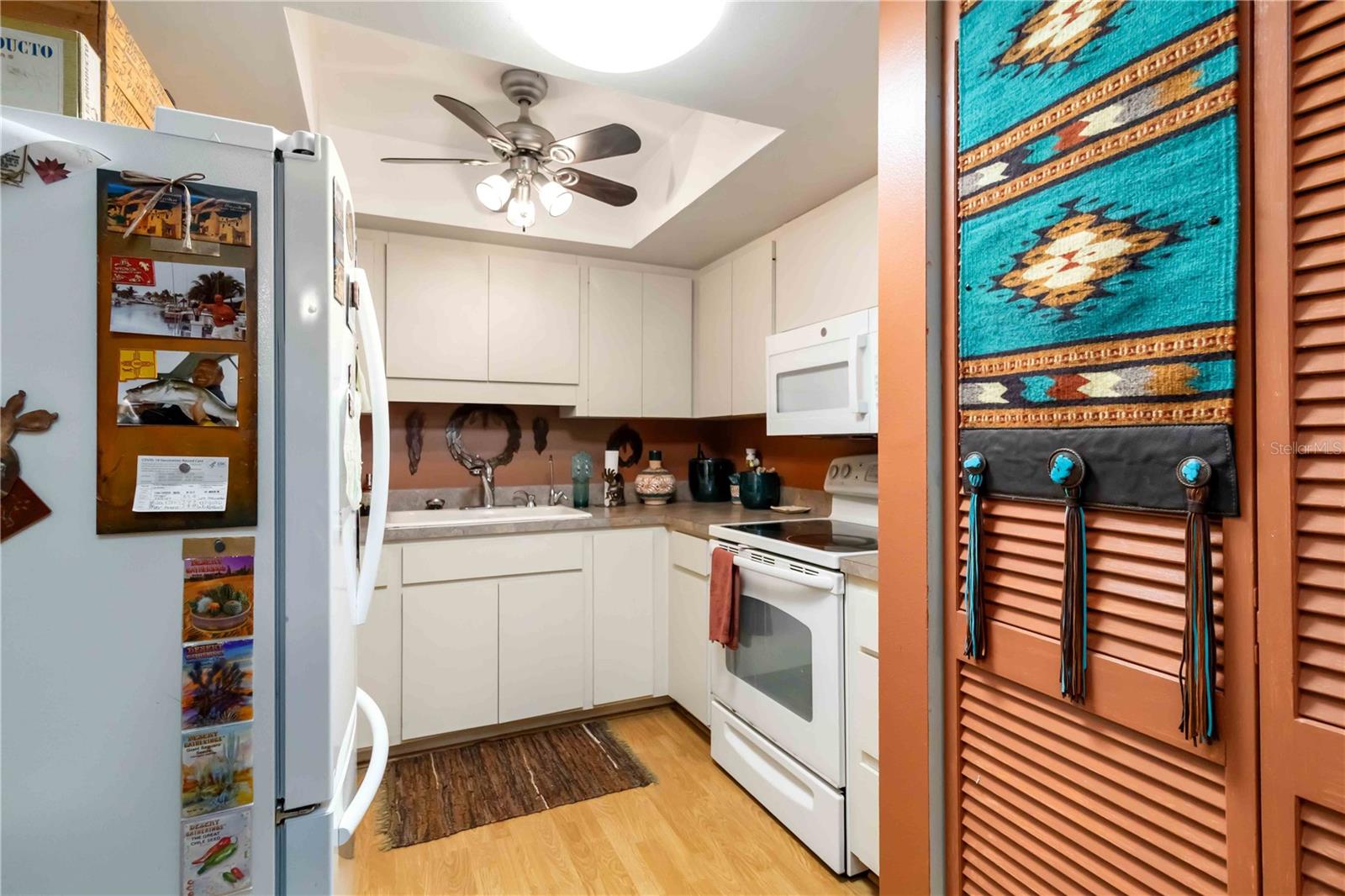 Image 8 of 21 For 6521 Heritage Lane 2621