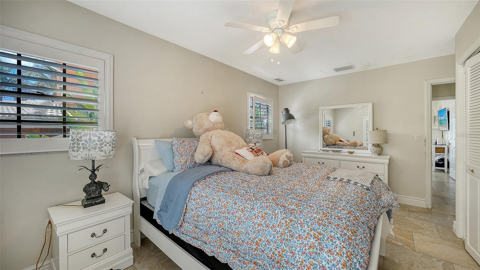 Image 22 of 54 For 10432 Spoonbill Road W