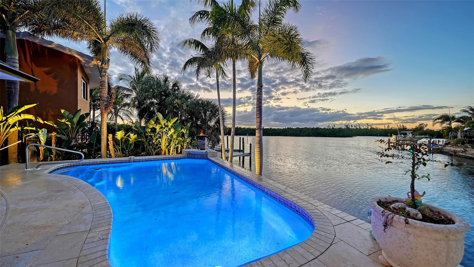 Image 25 of 54 For 10432 Spoonbill Road W