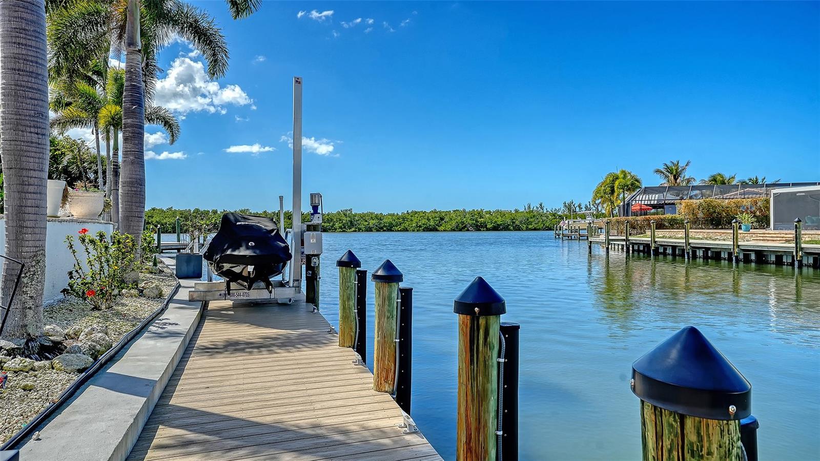 Image 30 of 54 For 10432 Spoonbill Road W