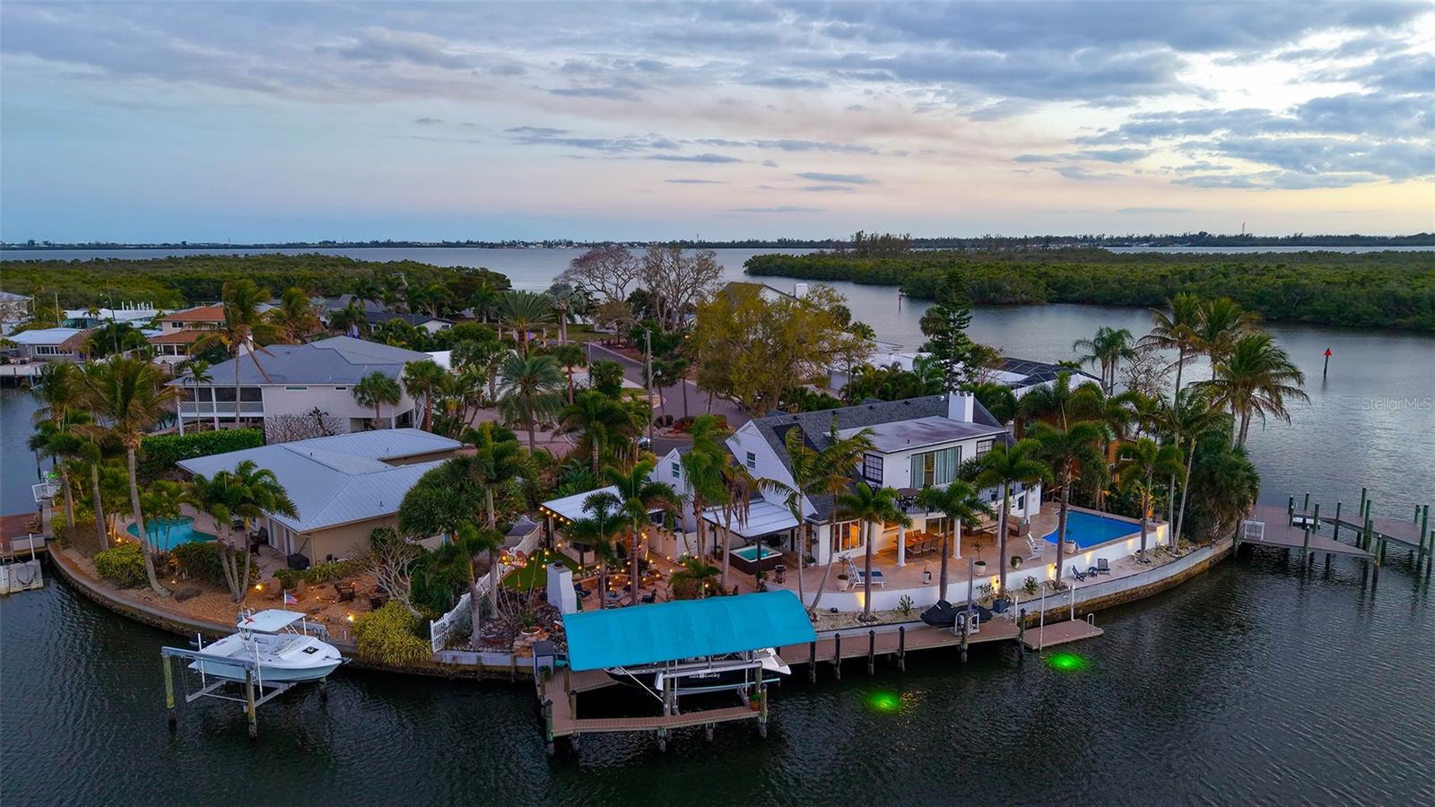 Image 50 of 54 For 10432 Spoonbill Road W