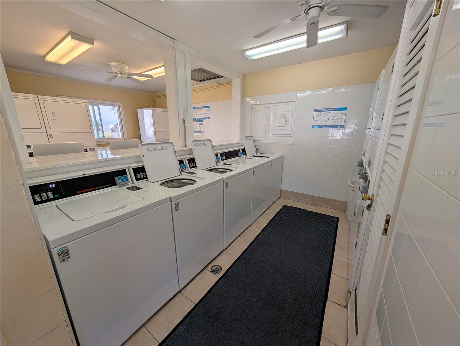 Image 22 of 24 For 5929 Easy Street I-23