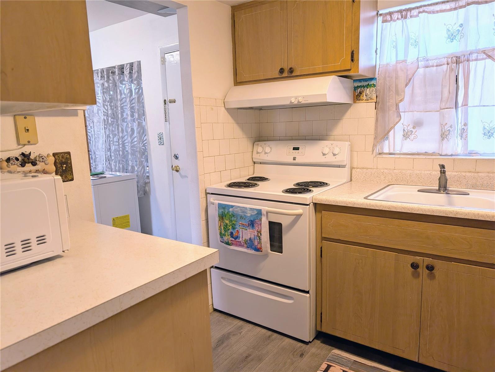 Image 5 of 24 For 5929 Easy Street I-23