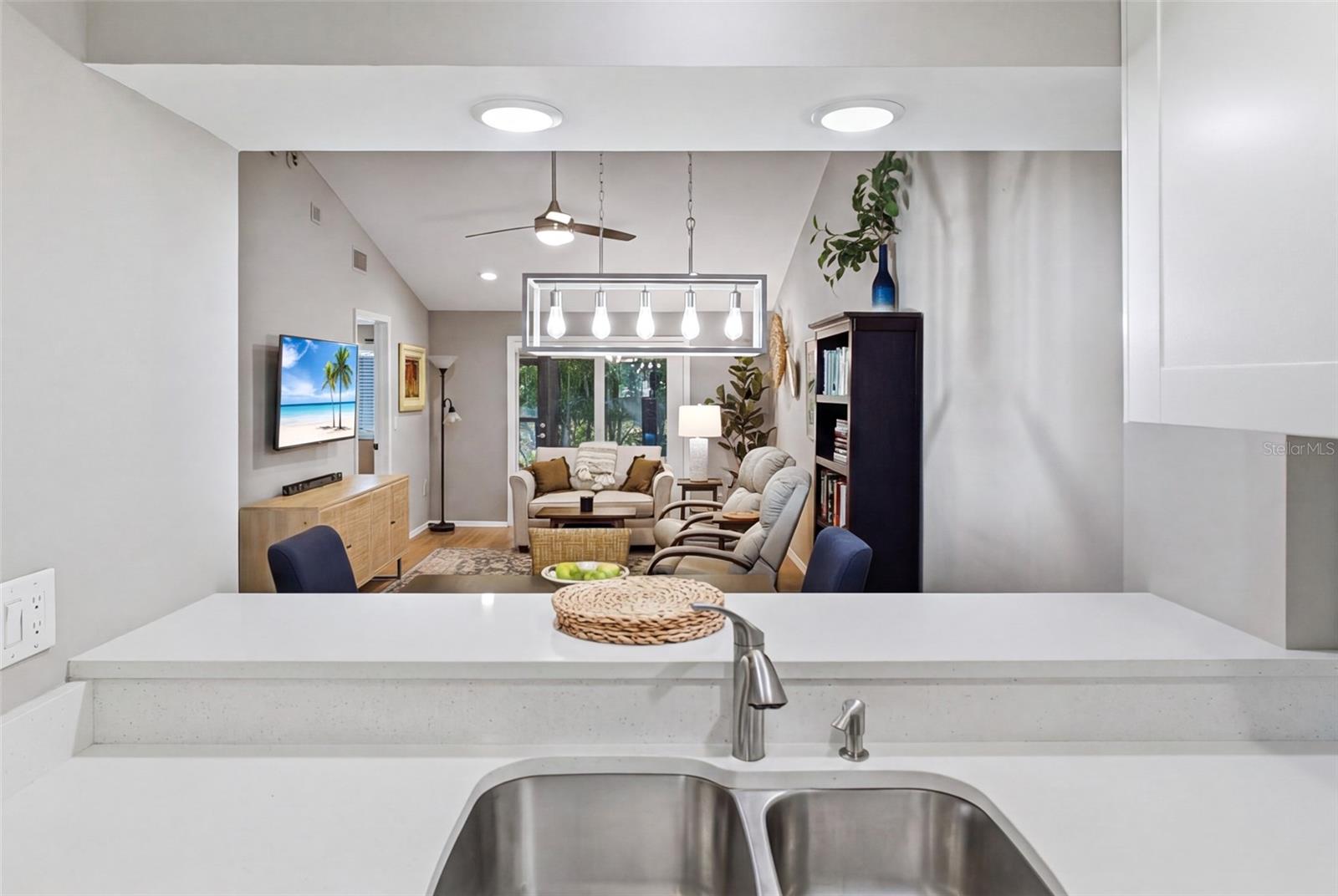 Image 13 of 36 For 5905 36th Avenue Circle W