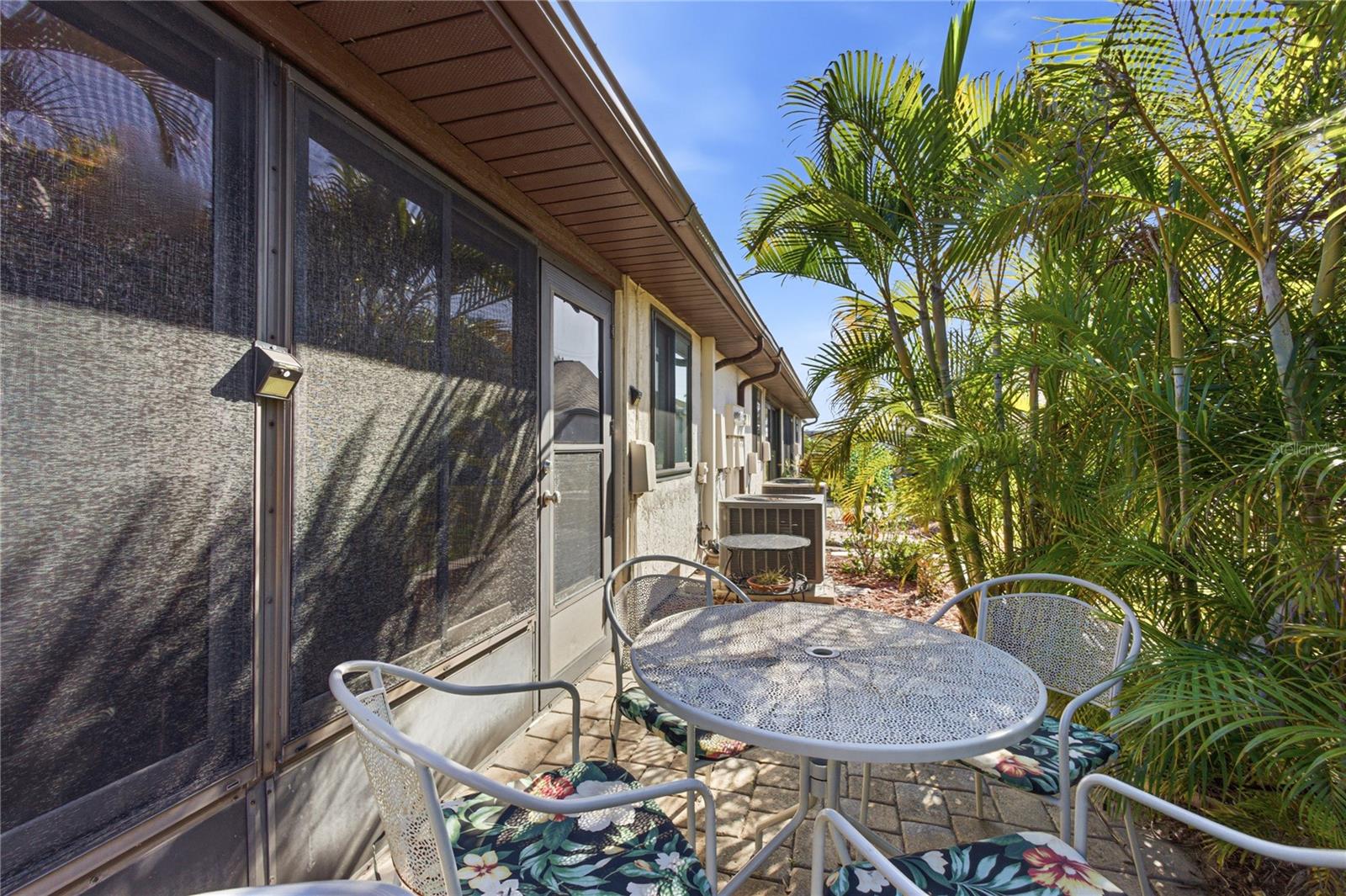 Image 25 of 36 For 5905 36th Avenue Circle W