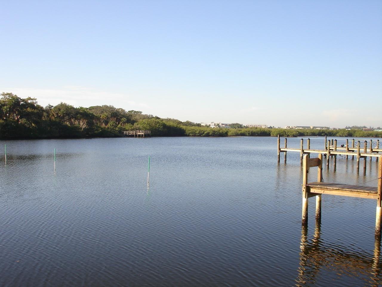 Image 2 of 8 For 1780 Phillippi Shores Drive A3-37