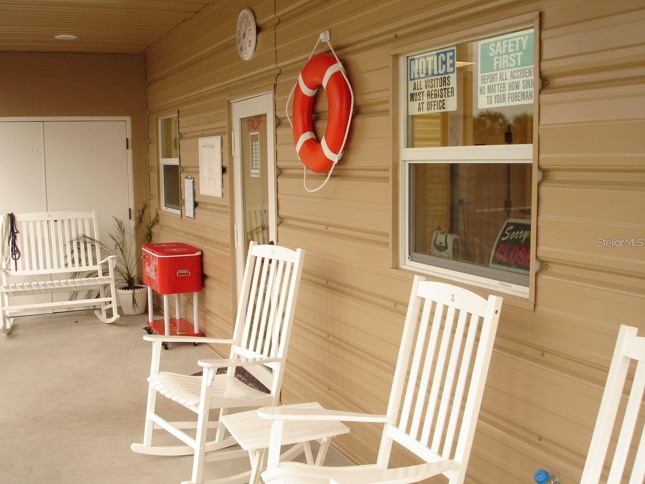 Image 4 of 8 For 1780 Phillippi Shores Drive A3-37