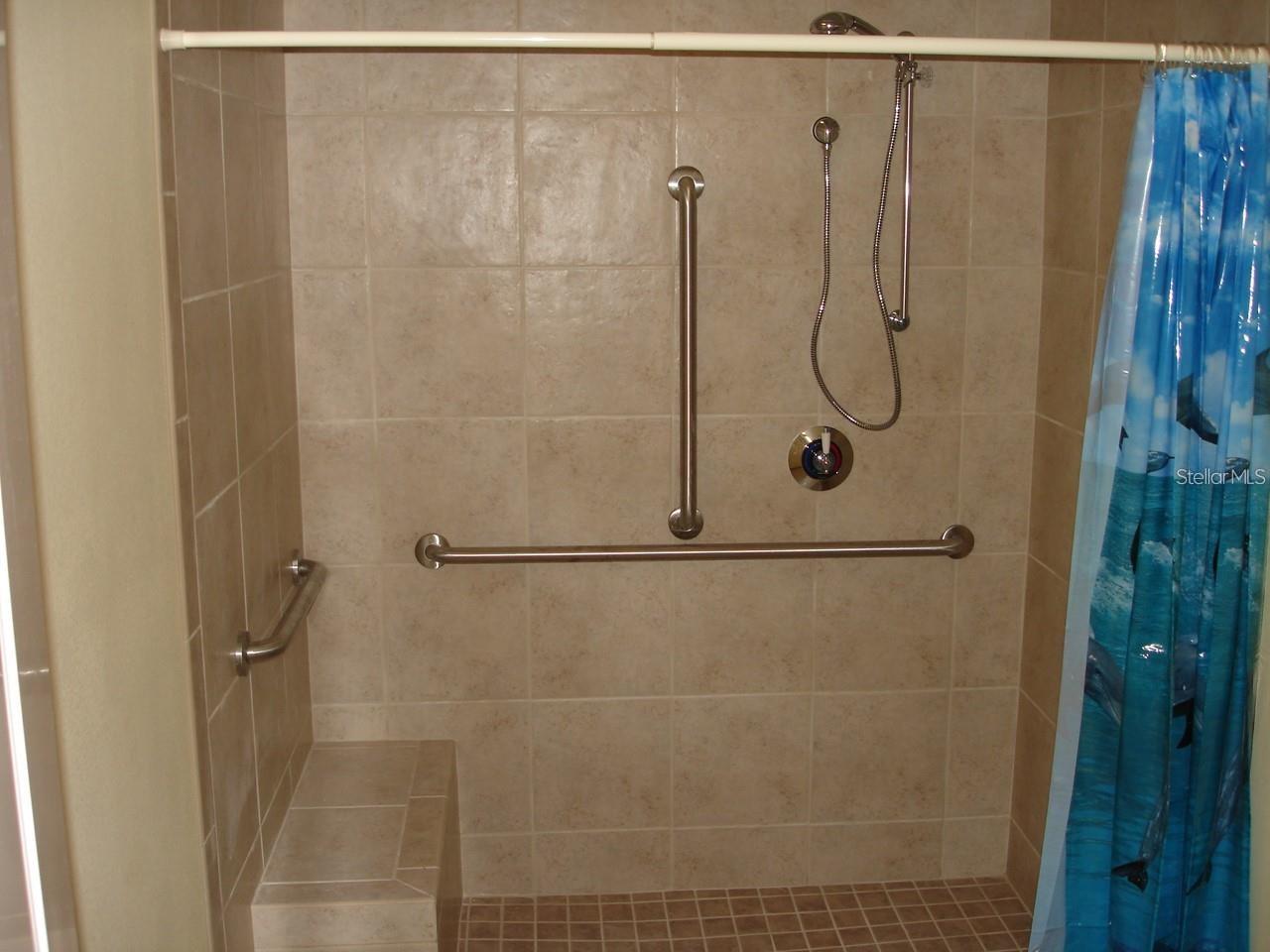 Image 8 of 8 For 1780 Phillippi Shores Drive A3-37