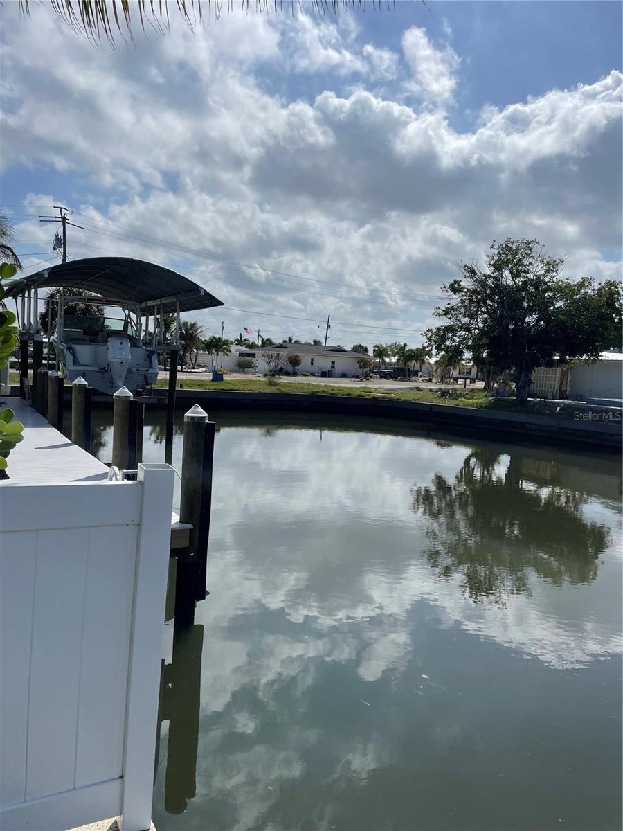 Image 28 of 29 For 10307 Sandpiper Road W