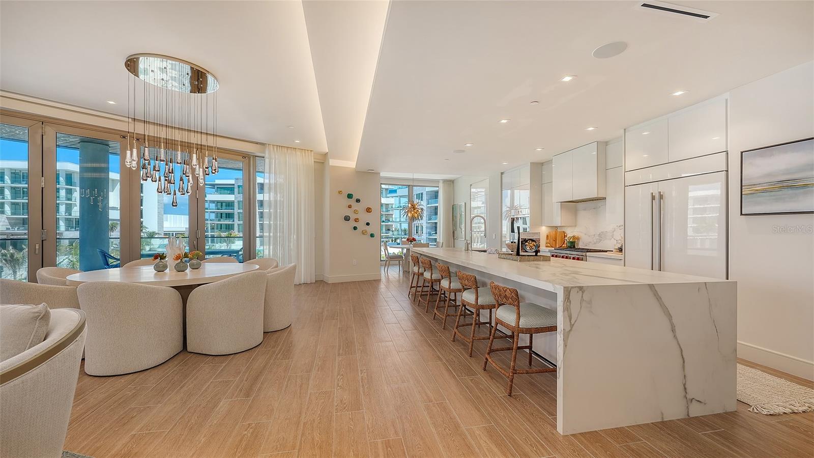 Image 10 of 69 For 1561 Gulf Of Mexico Drive 304