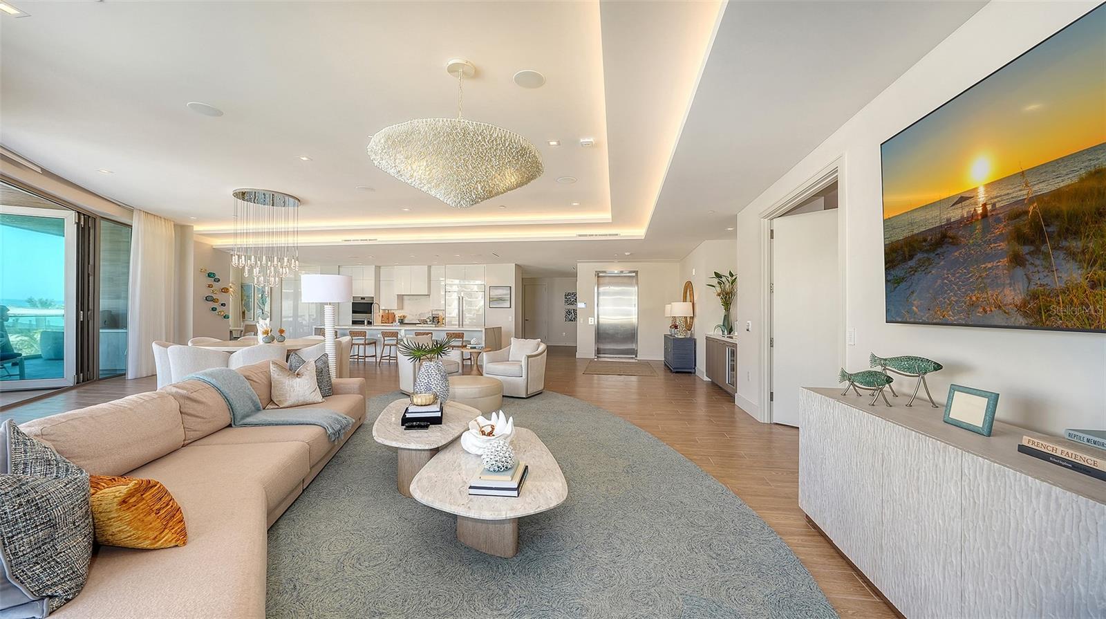 Image 19 of 69 For 1561 Gulf Of Mexico Drive 304