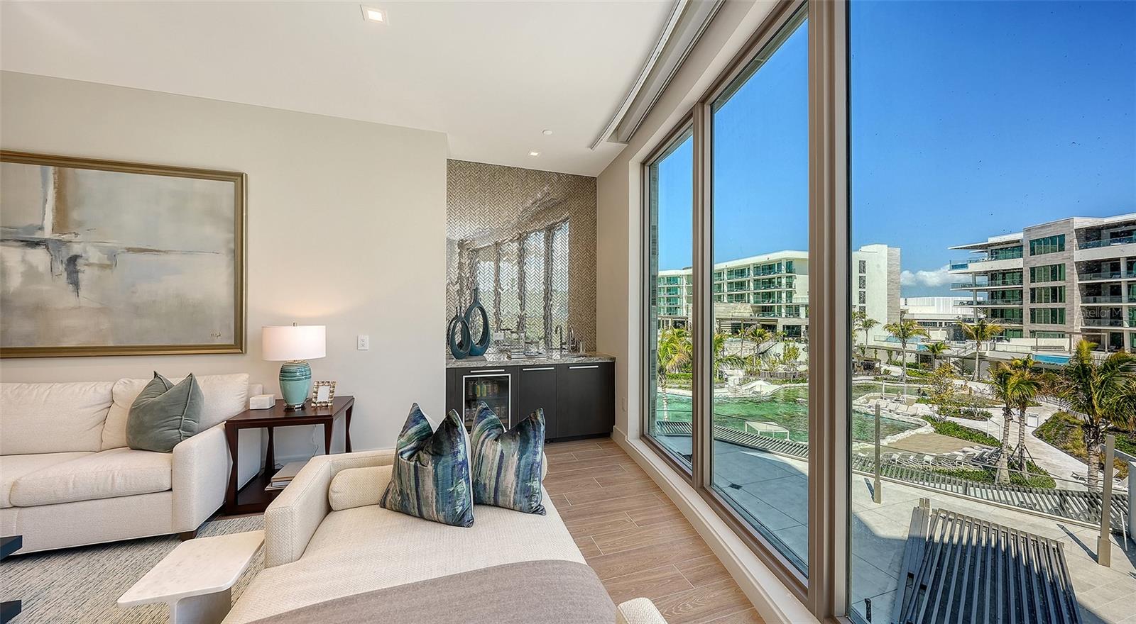 Image 39 of 69 For 1561 Gulf Of Mexico Drive 304