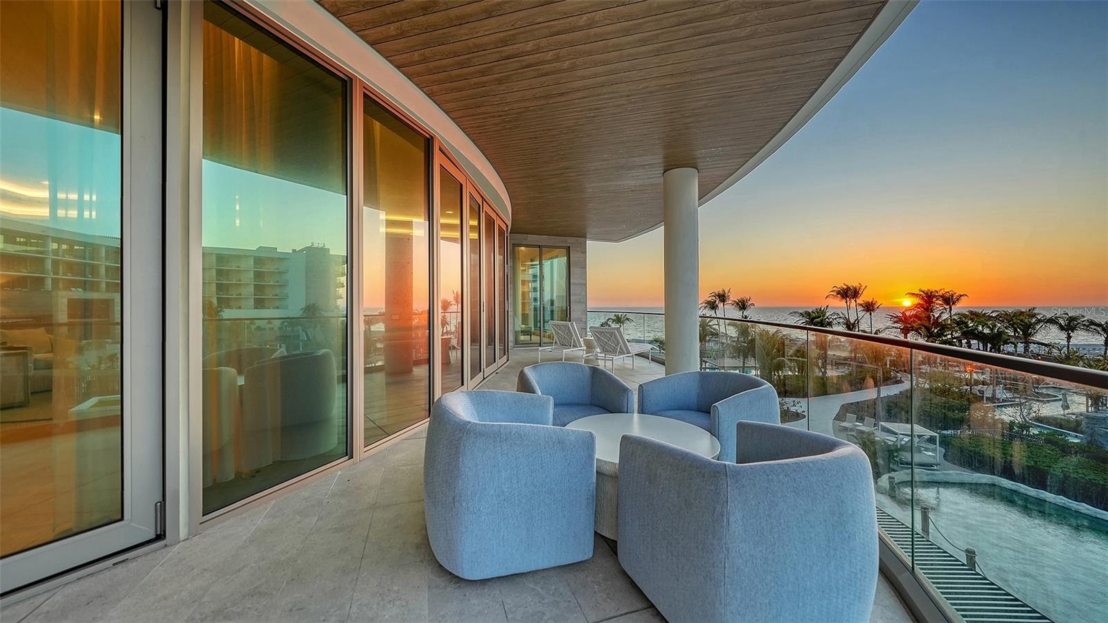 Image 53 of 69 For 1561 Gulf Of Mexico Drive 304