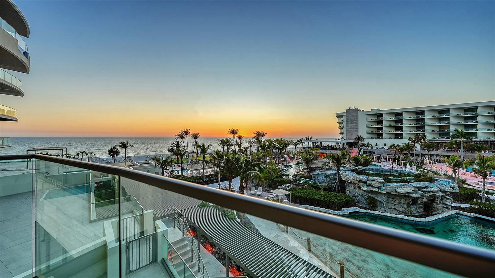 Image 55 of 69 For 1561 Gulf Of Mexico Drive 304