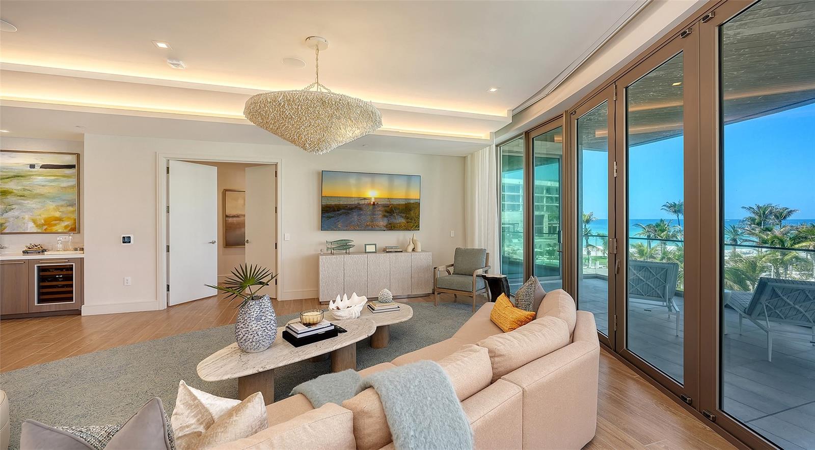 Image 8 of 69 For 1561 Gulf Of Mexico Drive 304