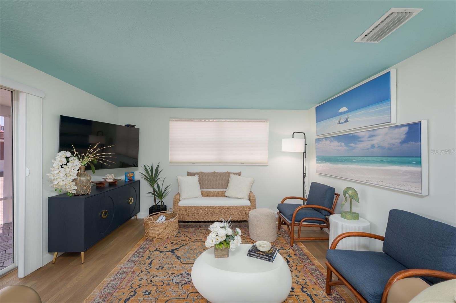 Image 10 of 45 For 6154 Midnight Pass Road A13