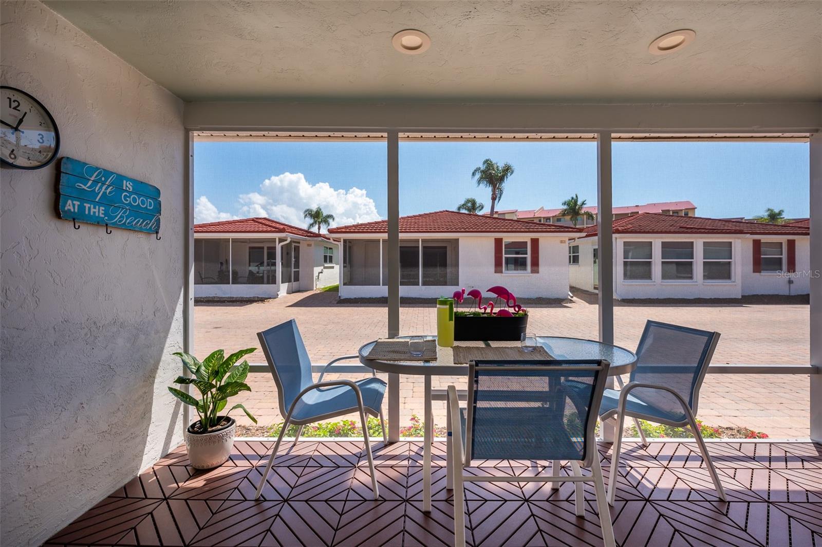 Image 23 of 45 For 6154 Midnight Pass Road A13