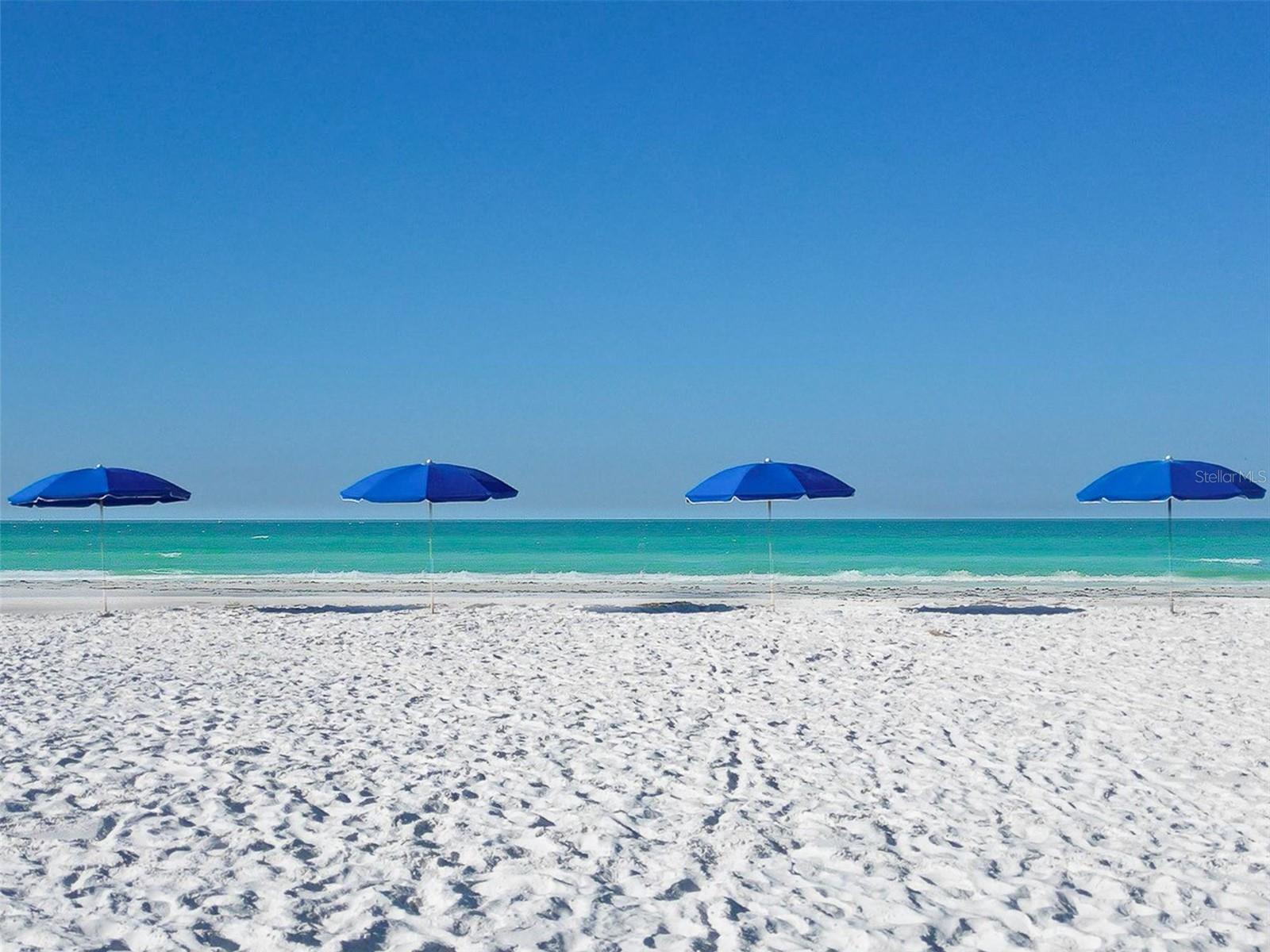 Image 38 of 45 For 6154 Midnight Pass Road A13