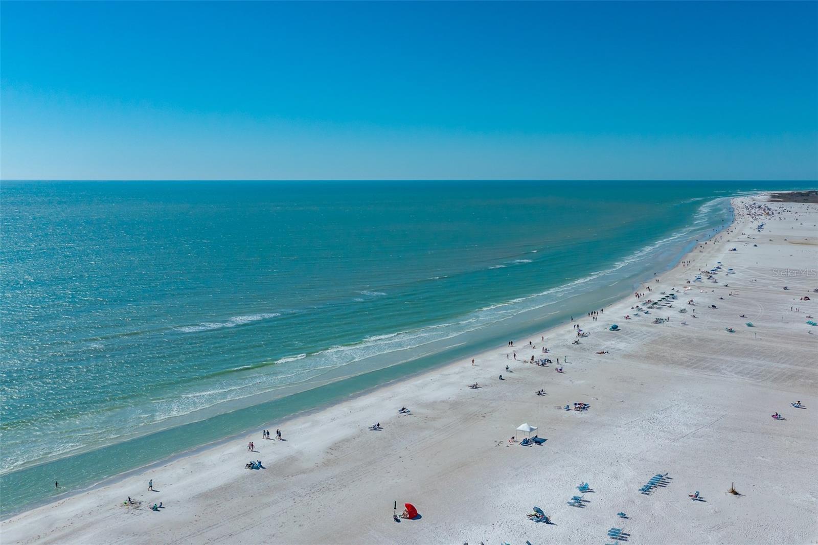 Image 41 of 45 For 6154 Midnight Pass Road A13